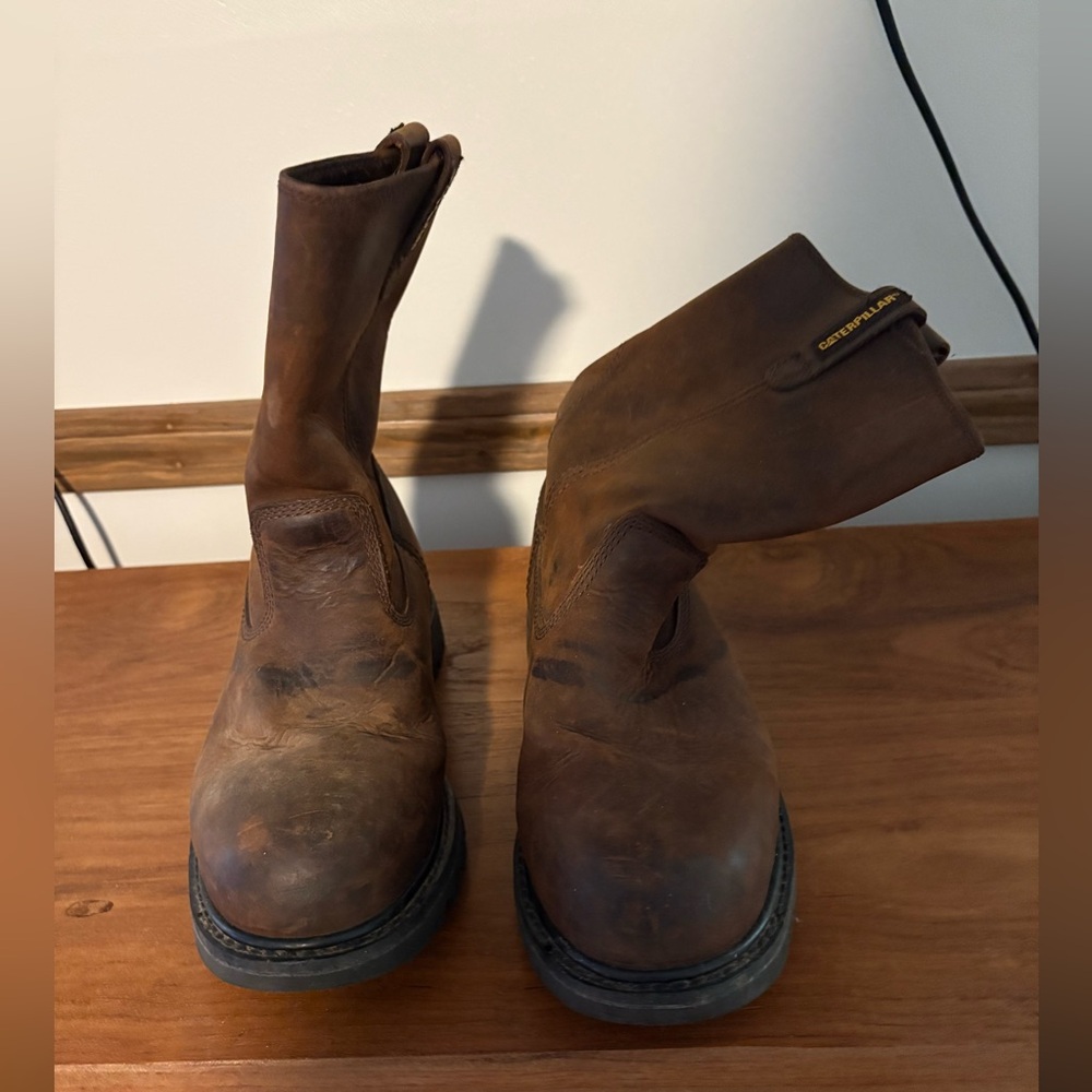 Caterpillar Men's Brown Leather steel toe work boots